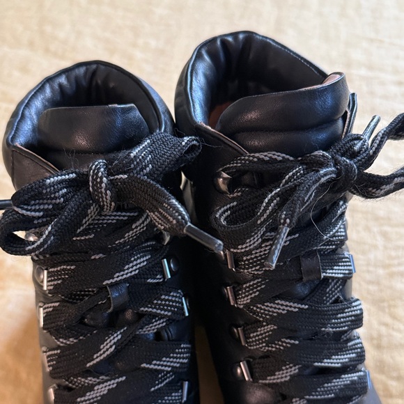 Gentle souls by Kenneth Cole Brooklyn Booties - Picture 8 of 17